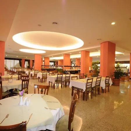 Pasa 酒店 马尔马里斯