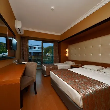 Pasa Hotel 4*