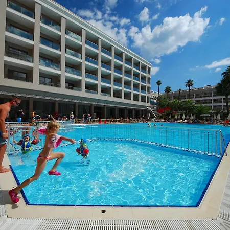 Hotel Pasa 4*